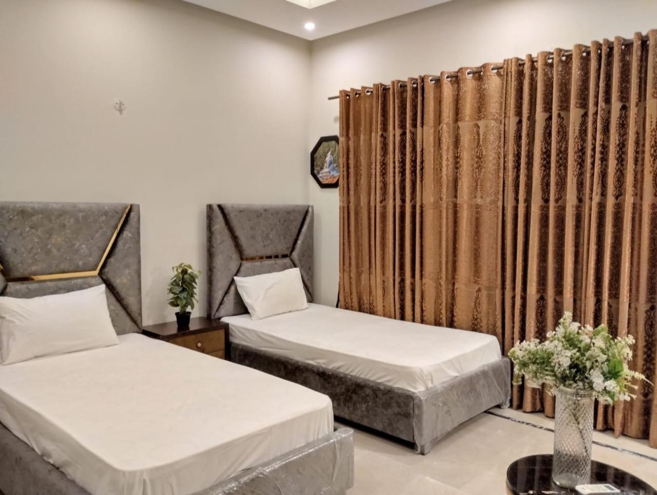 Itl Guesthouse Равалпинди Экстерьер фото