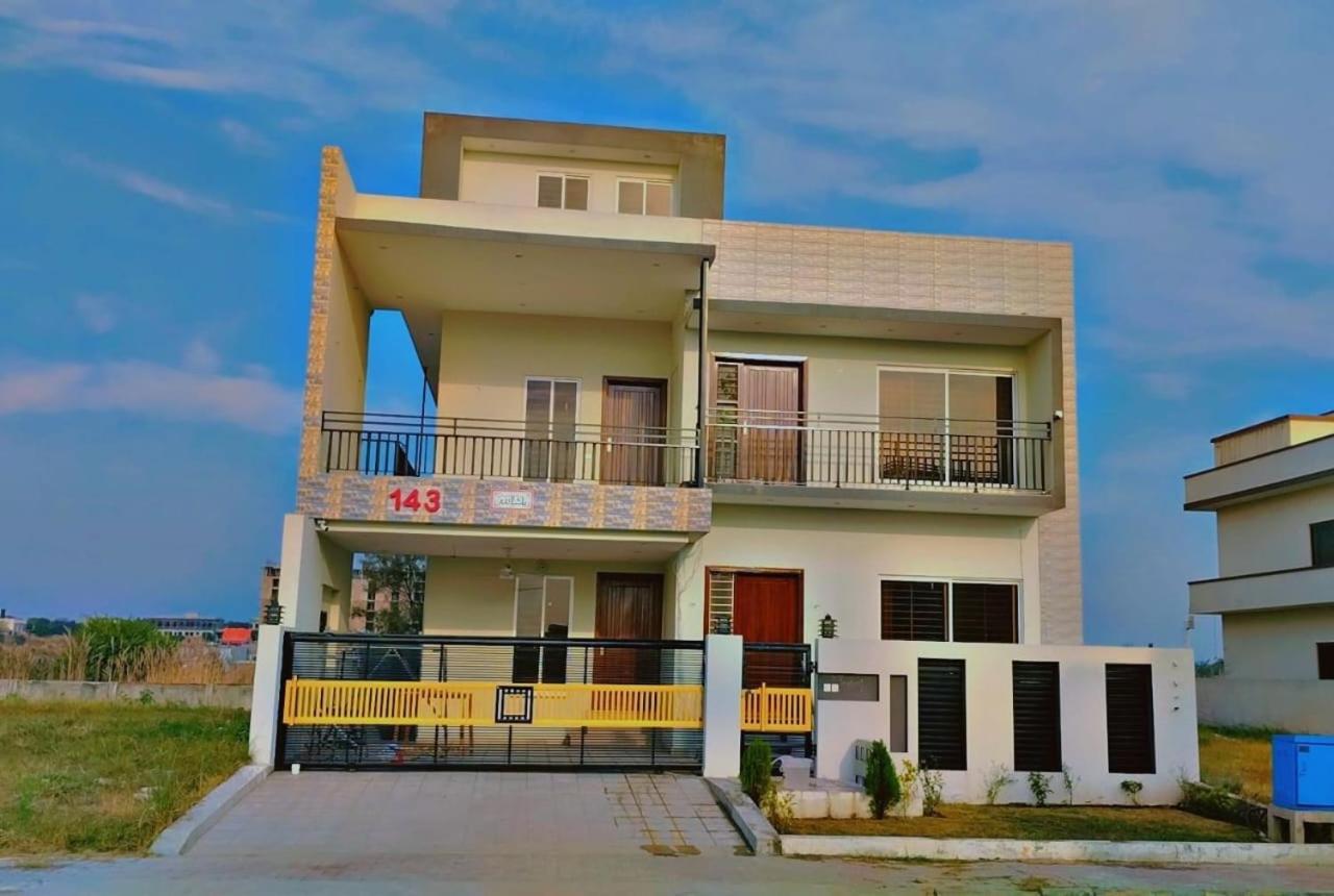 Itl Guesthouse Равалпинди Экстерьер фото